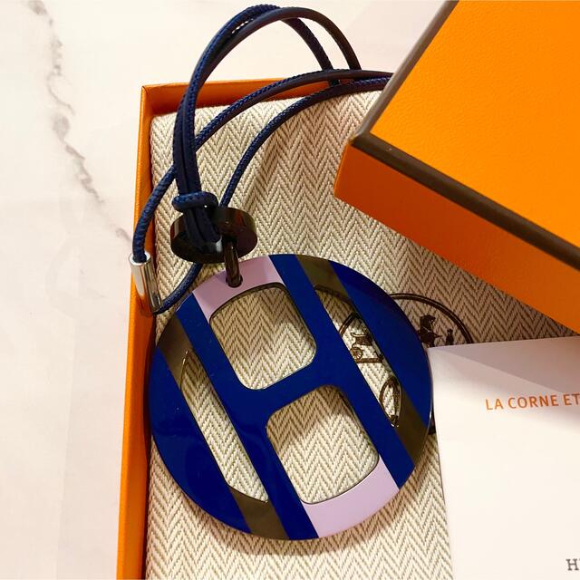 匿名配送!◇HERMES◇エルメス Hエキップ*ペンダント バッファロー