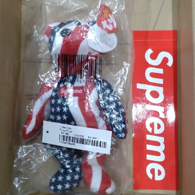 Supreme(シュプリーム)のSupreme ty Beanie Baby Flag エンタメ/ホビーのおもちゃ/ぬいぐるみ(ぬいぐるみ)の商品写真