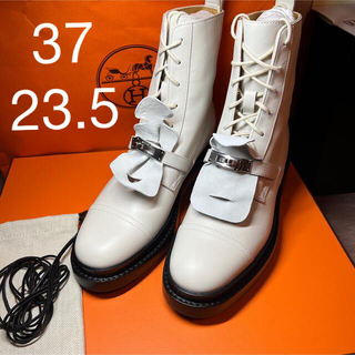 エルメス(Hermes)の【新品未使用】エルメス　ケリーファンク　ブーツ 37 23.5 白　ホワイト　(ブーツ)