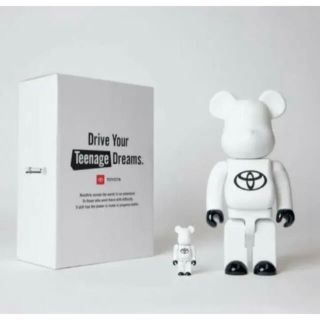 MEDICOM TOY - ☆BE@RBRICK TOYOTA トヨタ400% ベアブリック ホワイト ...