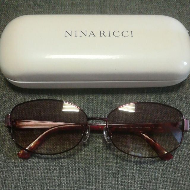 NINA RICCI(ニナリッチ)の432S 超美品　NINA RICCI　ニナリッチ　26643 サングラス レディースのファッション小物(サングラス/メガネ)の商品写真