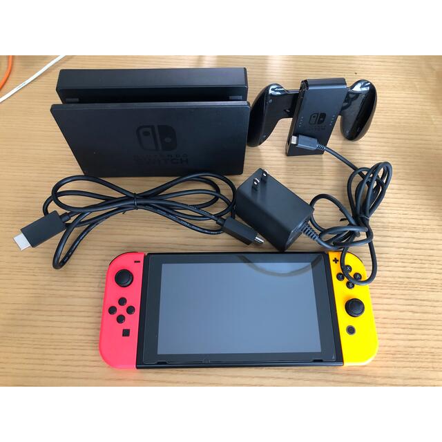 かえで様専用)Switch ニンテンドーストア限定赤箱 限定カラー 無料