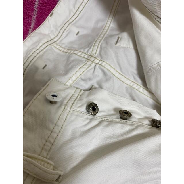 DIESEL(ディーゼル)のディーゼル　ホワイトデニム　ショートパンツ　w27 メンズのパンツ(デニム/ジーンズ)の商品写真