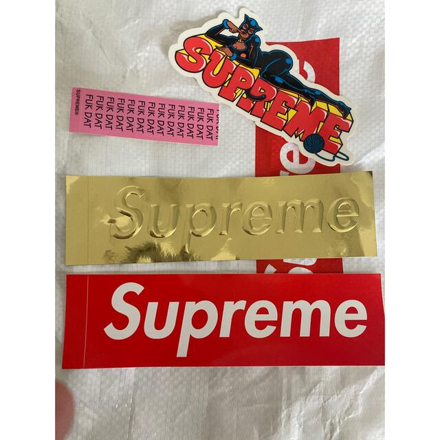 Supreme(シュプリーム)の2022fw シュプリーム　BOX LOGO ステッカー　ゴールド　他 その他のその他(その他)の商品写真