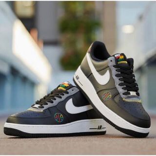 ナイキ(NIKE)のNIKE AIR FORCE 1 07 BLACK/WHITE 28.0(スニーカー)