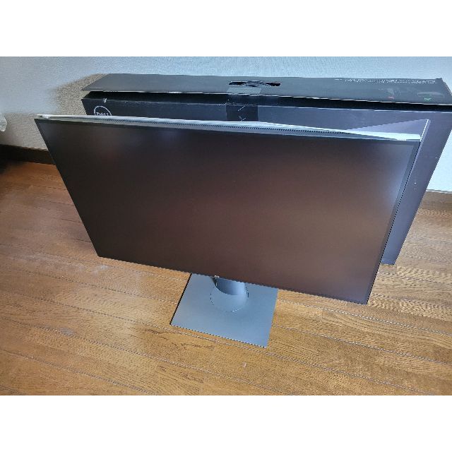 DELL U2720QM (IPS 4K 27インチモニター)スタンドなし(2)