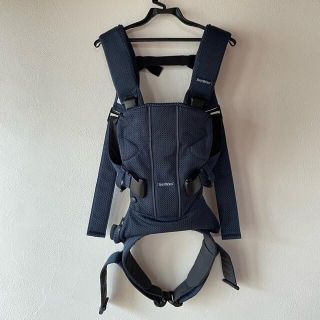 ベビービョルン(BABYBJORN)のベビービョルン　ベビーキャリア ONE KAI Air ネイビーブルー(抱っこひも/おんぶひも)