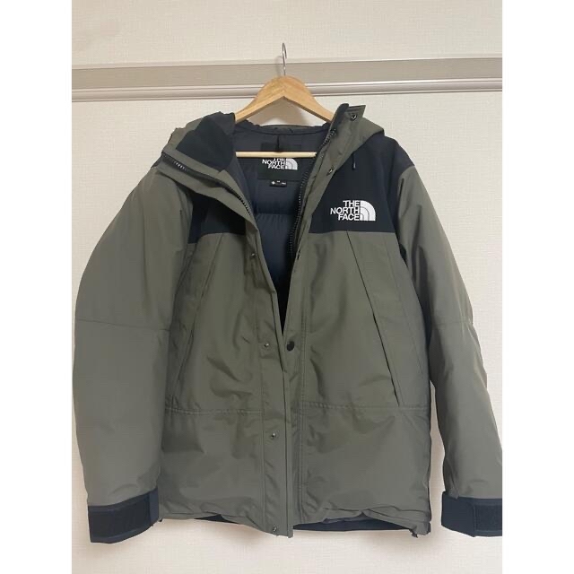 ND91930色THE NORTH FACE マウンテンダウンジャケット