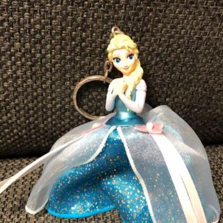 アナトユキノジョオウ(アナと雪の女王)のエルサ　キーホルダー(キャラクターグッズ)