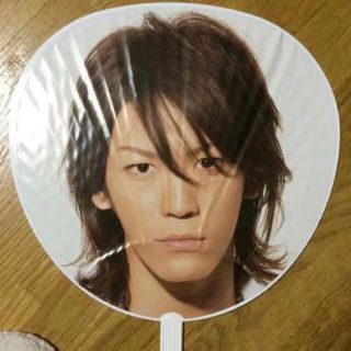 カトゥーン(KAT-TUN)のうちわ(アイドルグッズ)