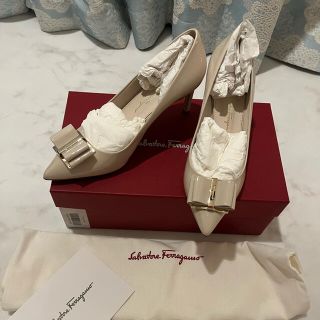 サルヴァトーレフェラガモ(Salvatore Ferragamo)のフェラガモ　パンプス　zeri リボン　24 24.5 7(ハイヒール/パンプス)