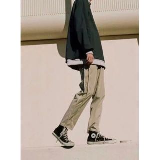 シュタイン(stein)のstein GRADATE SLACKS ベージュ(スラックス)