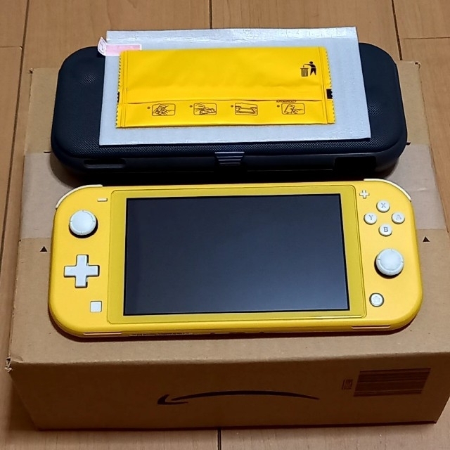 Nintendo Switch Lite イエロー 1