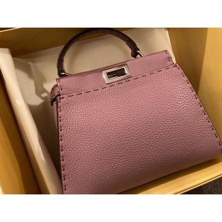 フェンディ(FENDI)のFENDI フェンディ　ピーカブー(ハンドバッグ)