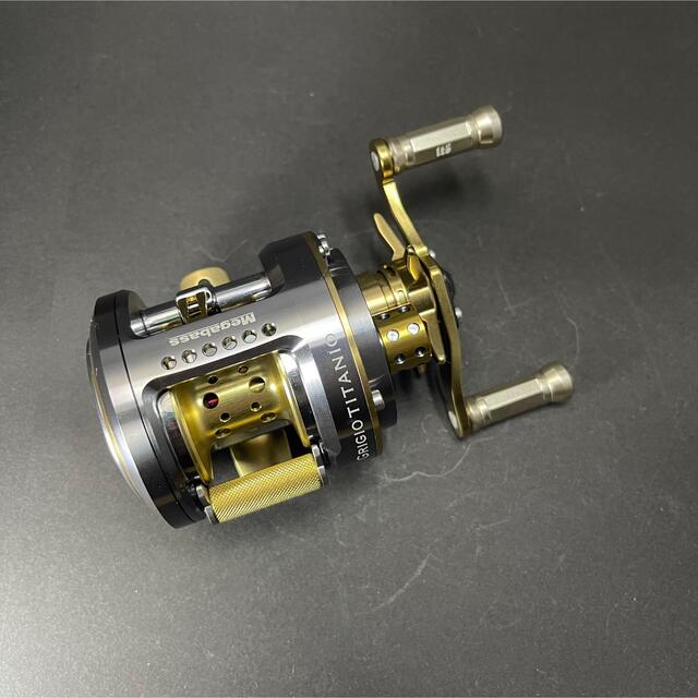 お待たせ! 超美品 希少 メガバス megabass モノブロック グリジオチタニオ リール お待たせ! 超美品 希少 メガバス megabass モノブロック グリジオチタニオ リール