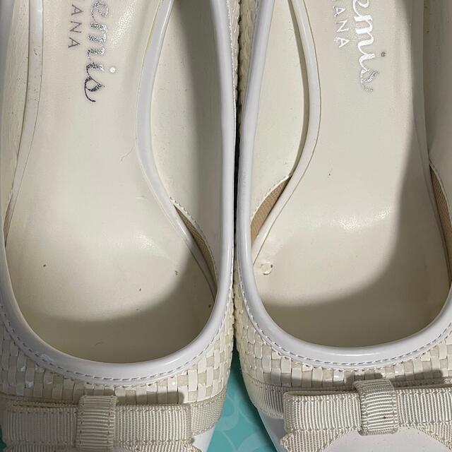 DIANA(ダイアナ)のDIANA ホワイトパンプス　箱付き レディースの靴/シューズ(ハイヒール/パンプス)の商品写真