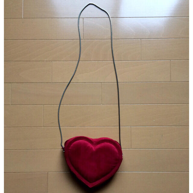 H&M(エイチアンドエム)のheart bag♡ レディースのバッグ(ショルダーバッグ)の商品写真