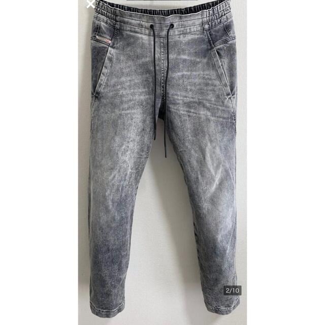 DIESEL  2022  W29  jogg jeans