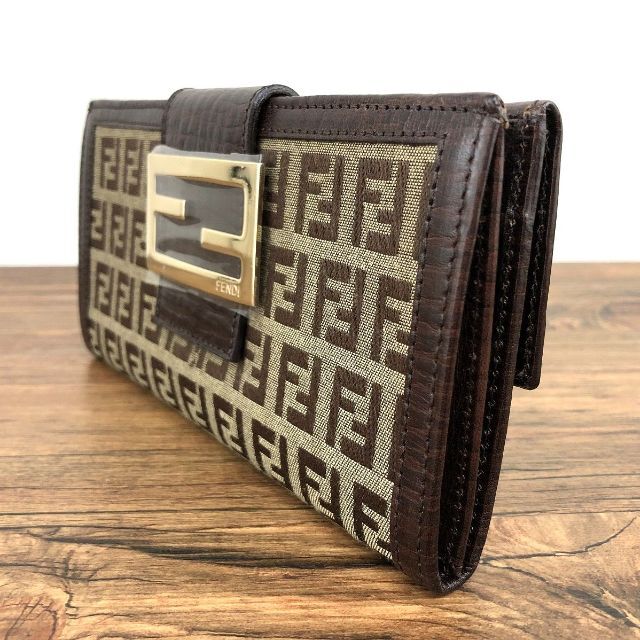 FENDI - 極美品 FENDI 長財布 8M0032 ズッカ柄 箱付き 22の通販 by old