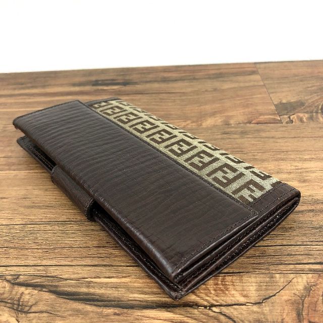 FENDI - 極美品 FENDI 長財布 8M0032 ズッカ柄 箱付き 22の通販 by old