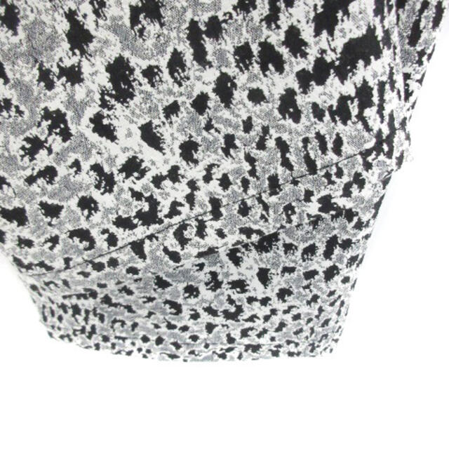 COCO DEAL(ココディール)のココディール Luxe テーパードパンツ ロング丈 総柄 2 ブラック 黒 レディースのパンツ(その他)の商品写真