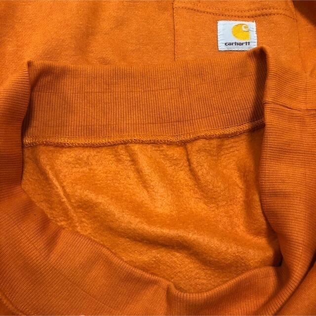 carhartt(カーハート)のカーハート　スウェット　トレーナー　オレンジ　Mサイズ メンズのトップス(スウェット)の商品写真