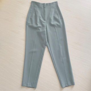 ザラ(ZARA)の☆未使用☆ ZARA ハイウエストパンツ テーパードパンツ(クロップドパンツ)