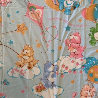 ケアベア(CareBears)の【ビンテージシーツ】ケアベア ブルー フィットシーツ(生地/糸)