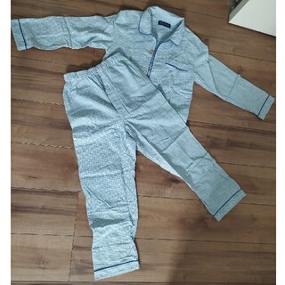 長袖パジャマ　130サイズ(パジャマ)