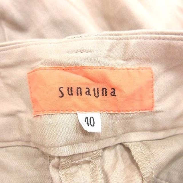 SunaUna(スーナウーナ)のスーナウーナ クロップドパンツ タック ロールアップ 40 ベージュ ■MO レディースのパンツ(その他)の商品写真
