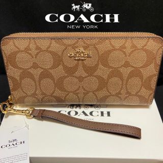 コーチ(COACH)のギフト⭕️ 新作 コーチ 財布 人気のライトブラウン メンズレディス(長財布)