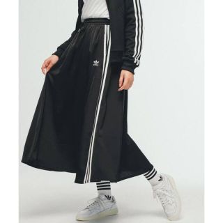 アディダス(adidas)のアディダス オリジナルスadidas originals ロングサテンスカート(ロングスカート)