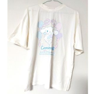 アベイル(Avail)のAvail シナモロール20周年記念Tシャツ　キーホルダー付き(Tシャツ(半袖/袖なし))