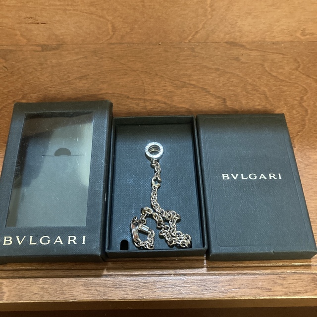 BVLGARI(ブルガリ)のブルガリ　ビーゼロワン　キーリング　ブレスレット レディースのアクセサリー(ブレスレット/バングル)の商品写真