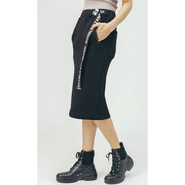 DOUBLE STANDARD CLOTHING(ダブルスタンダードクロージング)のダブスタ❣️ESSENTIALダンボールニットパーカー＆スカート　セット レディースのレディース その他(セット/コーデ)の商品写真