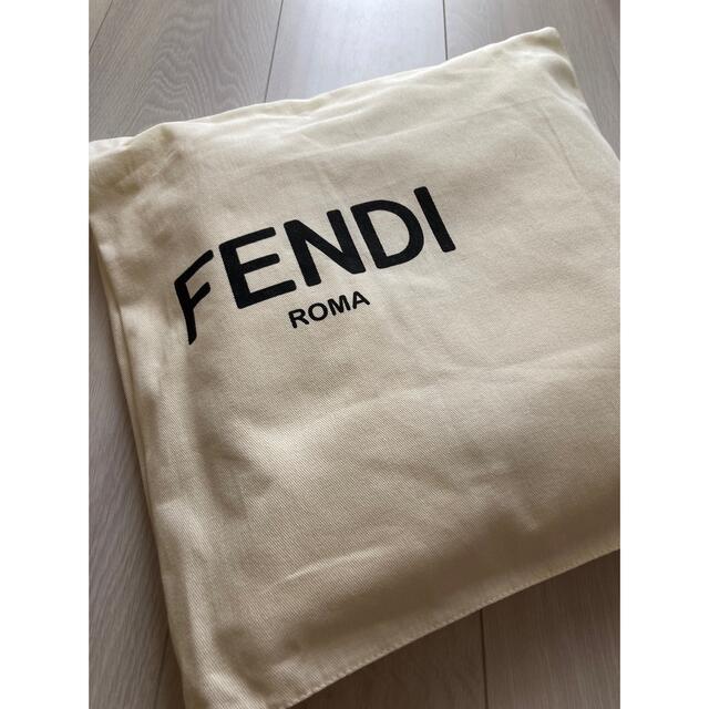 FENDI フェンディ　マフラー レディースのファッション小物(マフラー/ショール)の商品写真