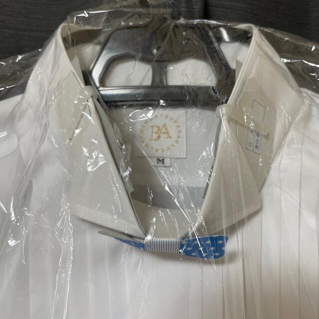【値下げ】アクアグラツィエ　新郎小物セット　シャツ　Mサイズ/39 メンズのトップス(シャツ)の商品写真