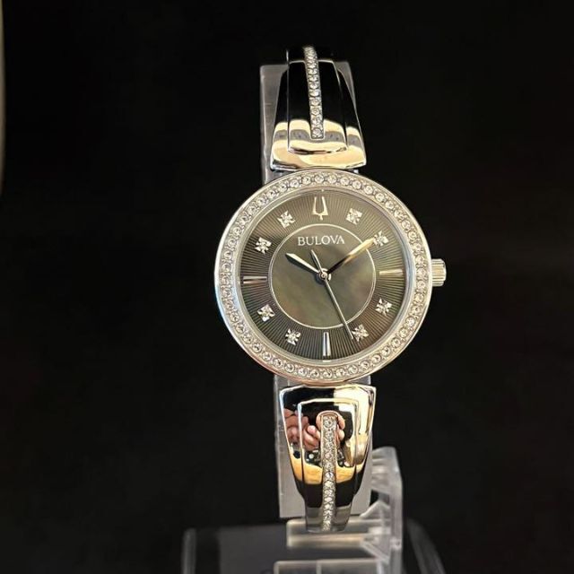 【展示品特価】BULOVA/ブローバ/レディース腕時計/お洒落/シルバー色/高級