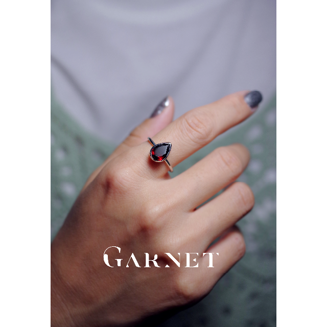新作☆『Garnet』☆の世界でひとつの天然石リングsv925 + rodium レディースのアクセサリー(リング(指輪))の商品写真