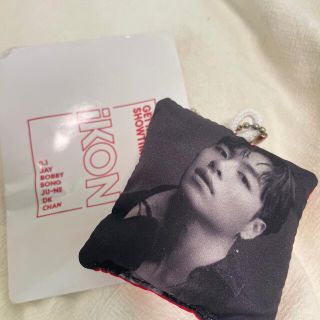 アイコン(iKON)のiKON ジュネ　JUNE クッションキーホルダー(アイドルグッズ)