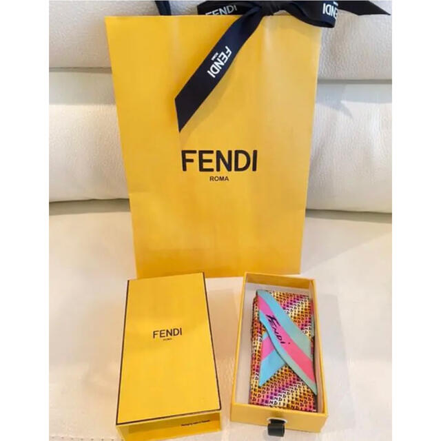 FENDI フェンディ ラッピー 新品 い出のひと時に、とびきりのおしゃれ