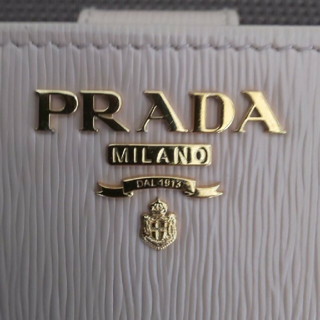 PRADA(プラダ)のmaru様専用。PRADA財布 レディースのファッション小物(財布)の商品写真