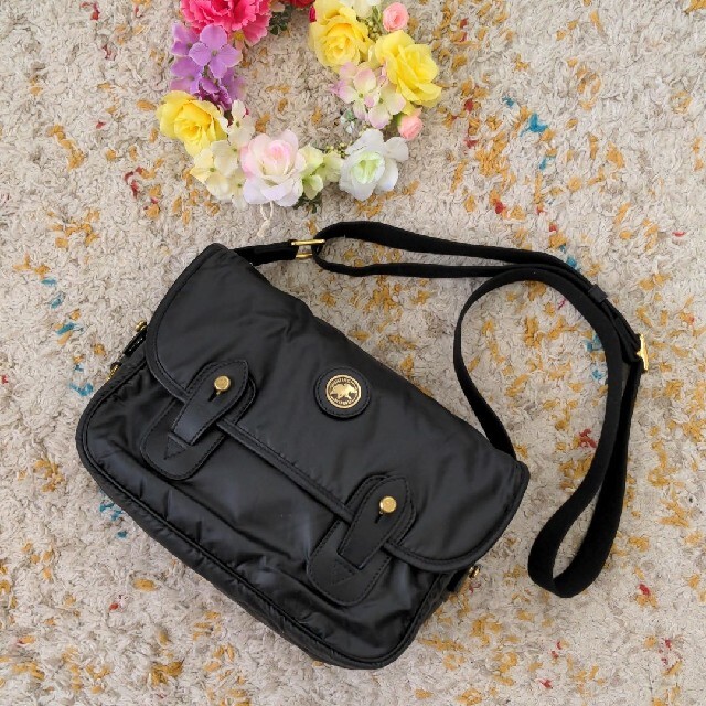 50%OFF 極美品 ハンティングワールド ショルダーバッグ バチュ