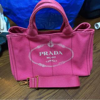 プラダ カナパ（ピンク/桃色系）の通販 700点以上 | PRADAを買うならラクマ