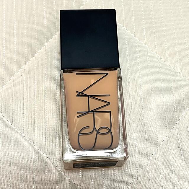 NARS ライトリフテクティングファンデーション