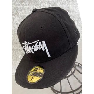 ステューシー(STUSSY)のSTUSSY×NEW ERA　キャップ　ブラック　ツバ裏グリーン　星条旗　刺繍(キャップ)