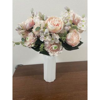 フランフラン(Francfranc)のウェルカムスペース用にも💐 造花4束&花瓶(ウェルカムボード)