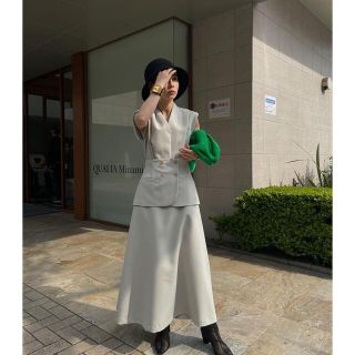 アメリヴィンテージ(Ameri VINTAGE)のSHOULDER PADDED PEPLUM DRESS(ロングワンピース/マキシワンピース)