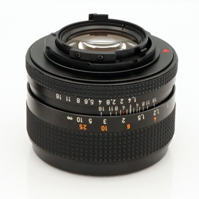 京セラ(キョウセラ)の【yun様専用】美品★Carl Zeiss Planar 50mm F1.4  スマホ/家電/カメラのカメラ(レンズ(単焦点))の商品写真