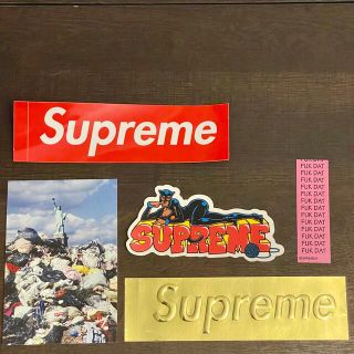 シュプリーム(Supreme)のsupreme 22FW立ち上げ ステッカー セット ゴールド 金(その他)